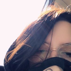 Meet your Posher, Fatima